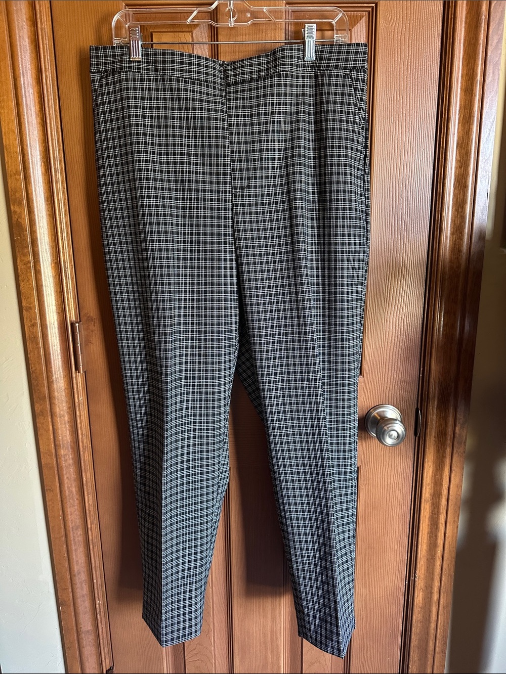 NWT Women’s Banana Republic Hayden Black/White Plaid Dress Pants, size 14
